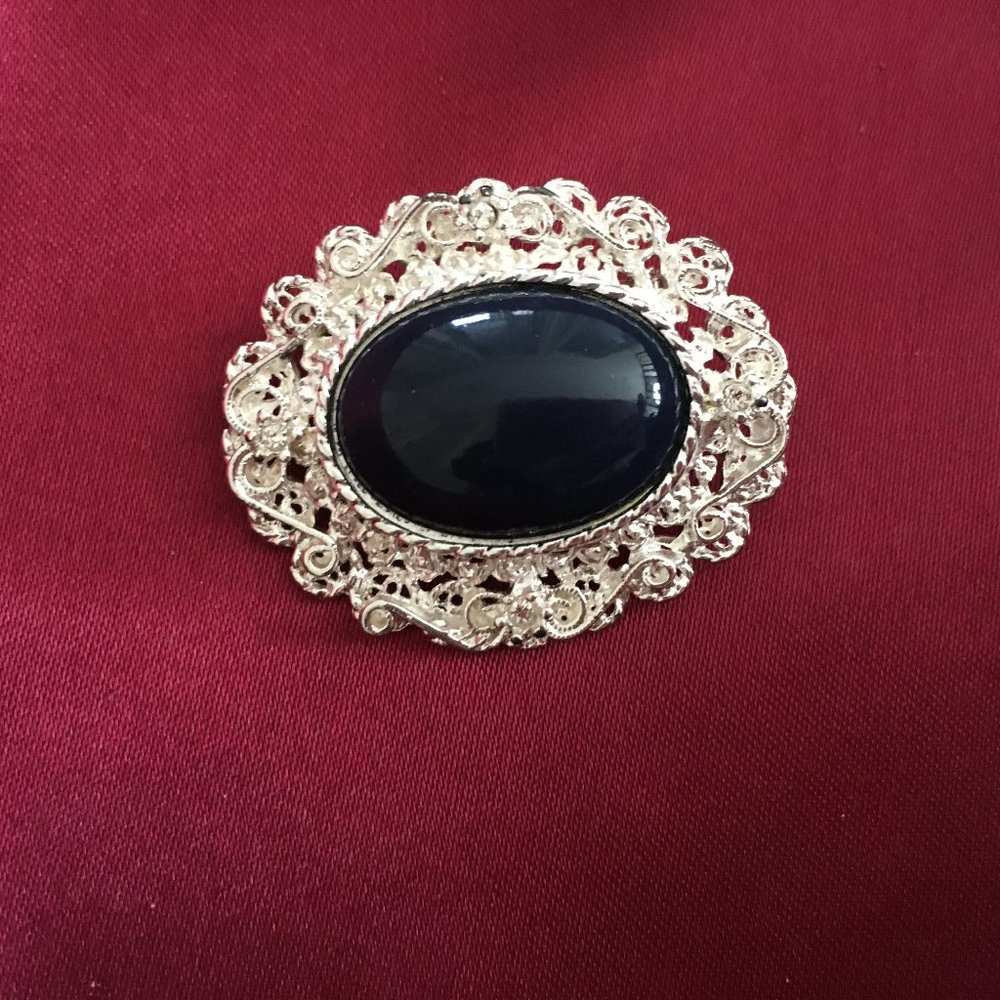 Vintage Sliver Brooch